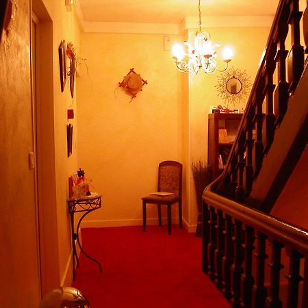 Moulins-la-Marche Hotel Le Dauphin מראה חיצוני תמונה