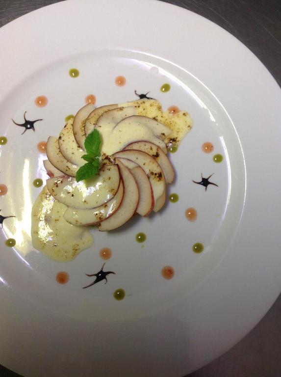 Moulins-la-Marche Hotel Le Dauphin מראה חיצוני תמונה